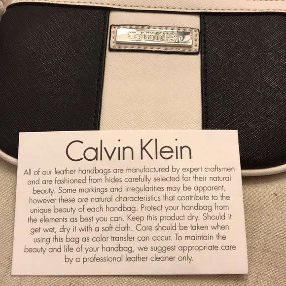 Calvin Klein Wristlet - Picture 8 of 8